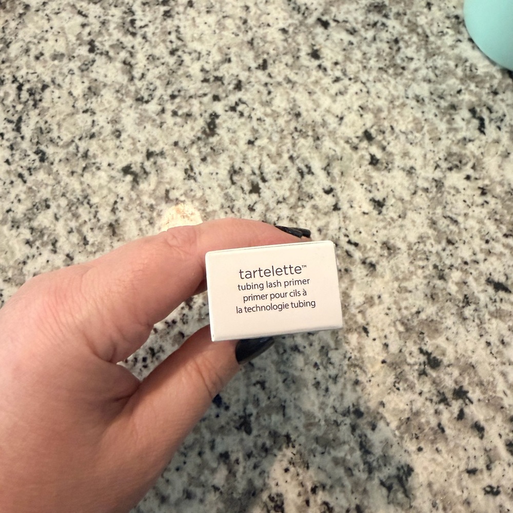 Tarte Tartelette Tubing Lash Primer in White Box - Picture 2 of 2